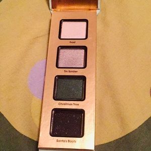 COPY - Too Faced Holiday Eyeshadow Quad
